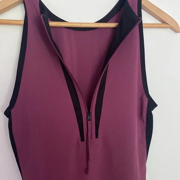 Smartwool summer dress sz S purple and black back zip excellent condition - Picture 6 of 8